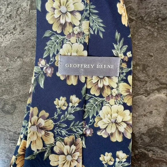 Geoffrey Beene Floral Silk Wide Vintage Tie Blue Cream Business Spring Summer - Picture 4 of 6